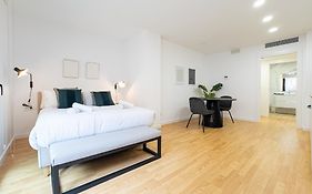 Stay U-Nique Apartments Albeniz Bcn